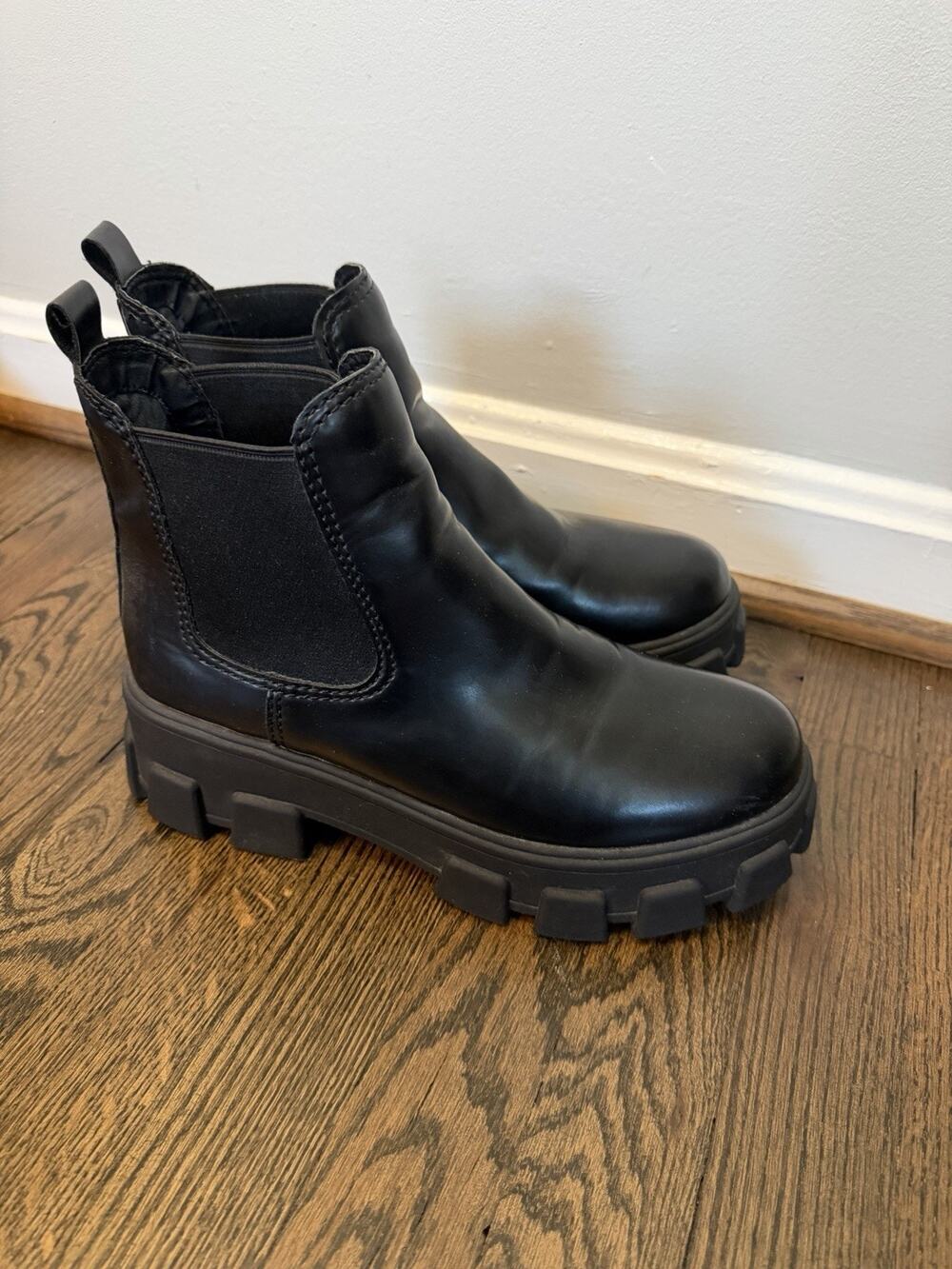 Circus Sam Edelman Black Lug Sole Booties Women's Sz 9